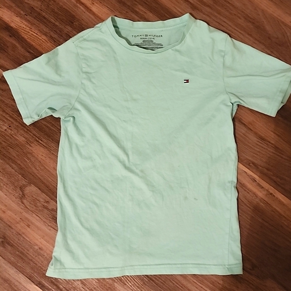 Boys Tommy Hilfiger size M 12/14 shirt